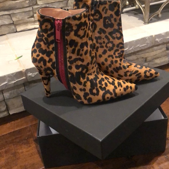 veronica beard leopard boots